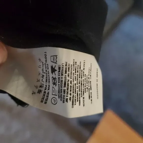 Designer. Sinequonone Paris. black with gold stud Details dress. Size Small - Picture 8 of 9